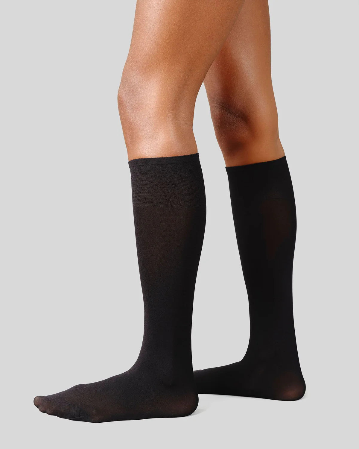 Olivia Knee-Highs (2-Pack) in Black – Kniestrümpfe von Swedish Stockings