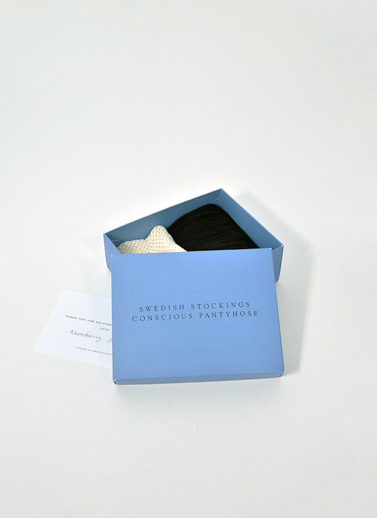 Giftbox | Geschenkset Klara Ivory & Vera Black Socken